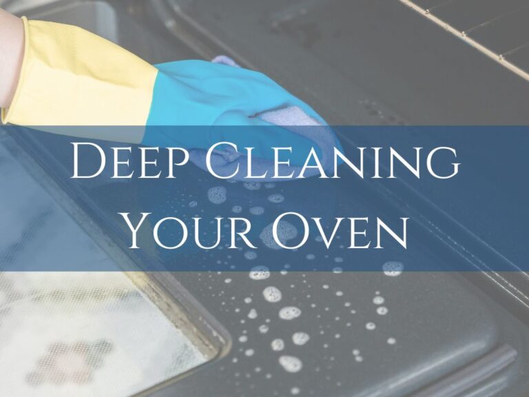 Deep Cleaning Your Oven for The Holidays